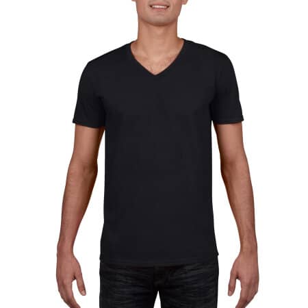 Softstyle® V-Neck T-Shirt in Black von Gildan (Artnum: G64V00