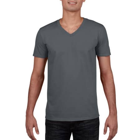 Softstyle® V-Neck T-Shirt in Charcoal (Solid) von Gildan (Artnum: G64V00